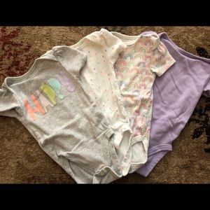 Set of 4 Onesies🌈